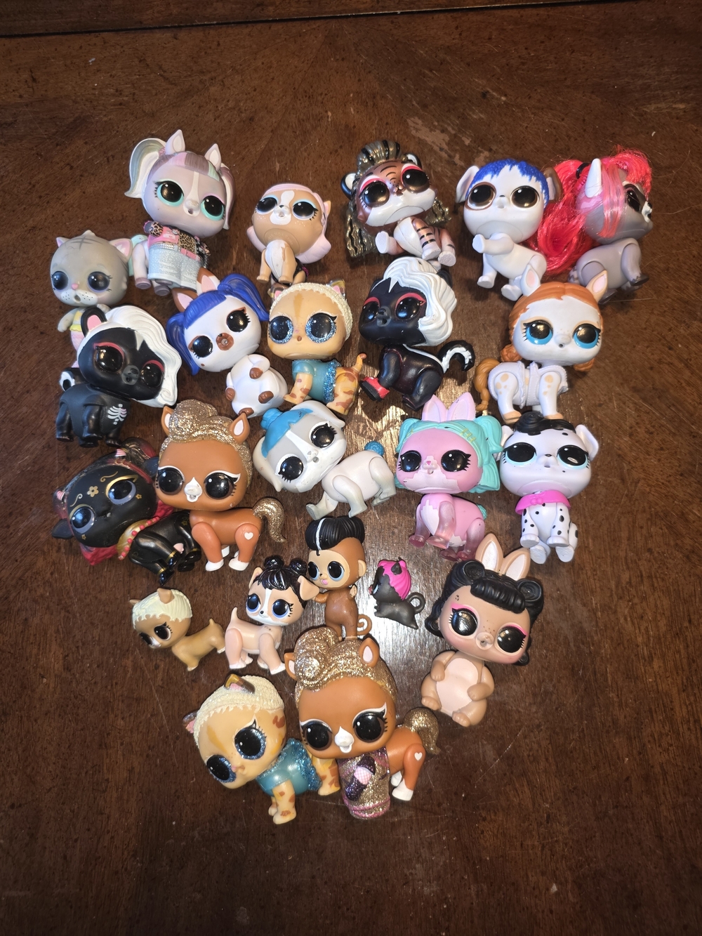 L.O.L. Surprise! Pets Small Pets Figure Assortment - Multicolor